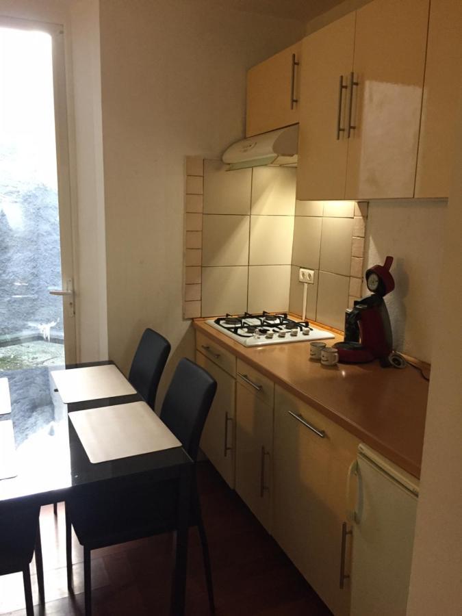 Victor Hugo Confort Et Sa Pizza Offerte Aurillac Exterior photo